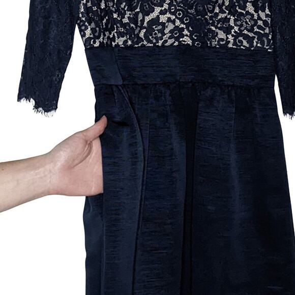 Eliza J Lace V-Neck Bodice Empire Waist Dress Navy Knee Length Pockets 4P Formal - Picture 4 of 9